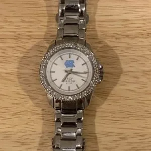 Jack Mason Brand North Carolina Tar Heels Glitz Watch. navy-north-carolina-tar-heels-  main image 4